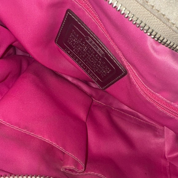 Coach poppy Metallic Gold and Cream Shoulder Bag. - Picture 7 of 8